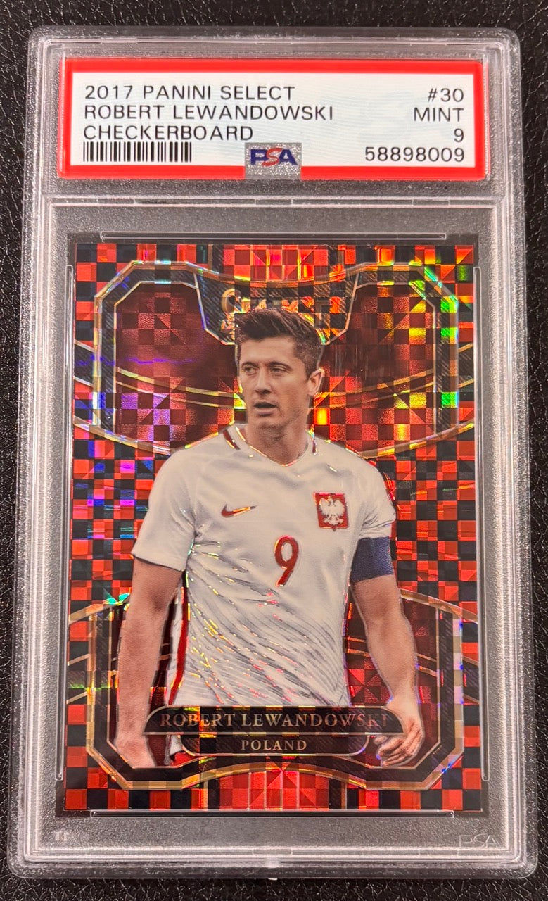 2017 Panini Select Robert Lewandowski Checkerboard Prizm #30 PSA 9