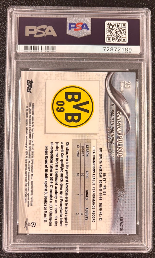 2017 Topps Chrome UCL Christian Pulisic Dribbling Refractor #25 PSA 9